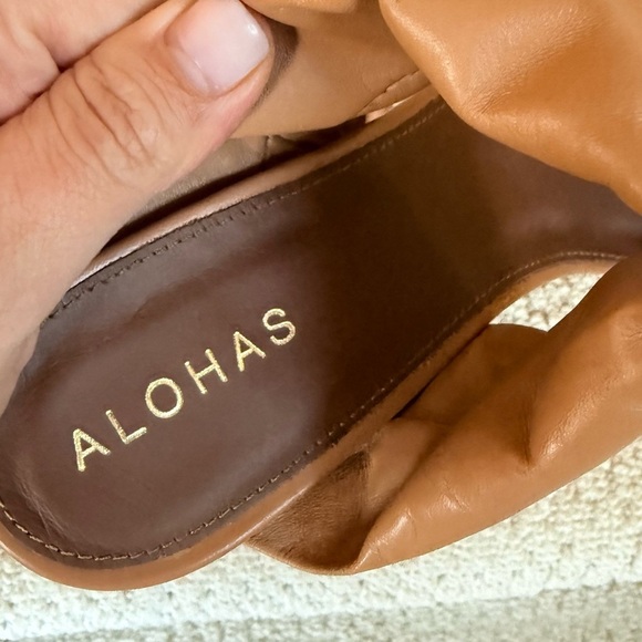 ALOHAS Camel Brown Twist Strip Heel - Picture 6 of 8